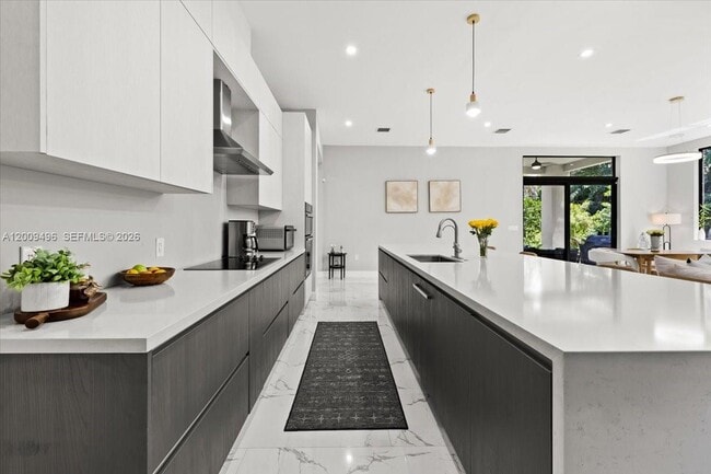 Building Photo - 12120 Rhino Oaks Dr