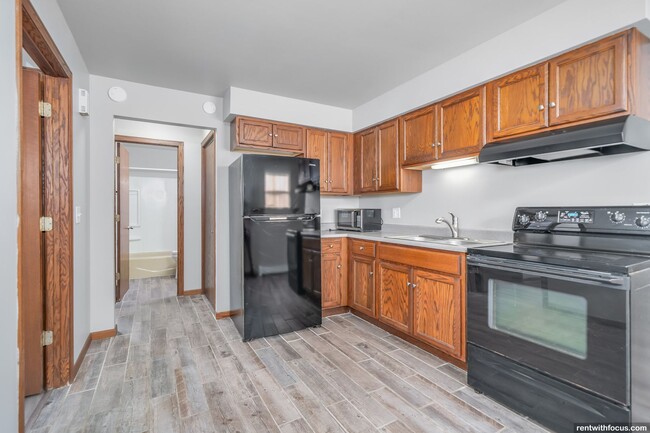 Primary Photo - 1214 Mt Vernon St