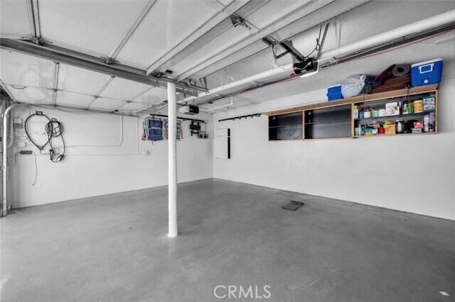 Building Photo - 408 17th St