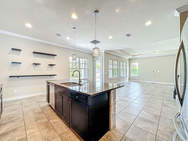 Building Photo - 9421 Dugard Ct