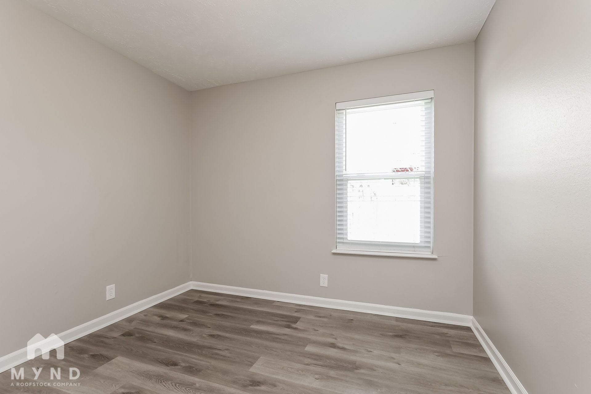Building Photo - 4917 Hickory Woods E