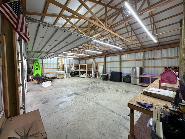 Building Photo - 4841 Julian Rd SW