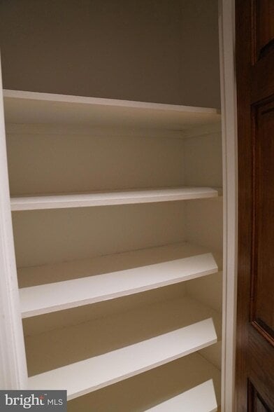 Building Photo - 1034 Paper Mill Ct