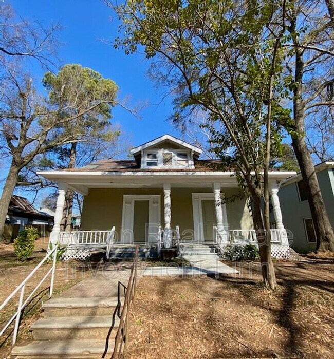 Building Photo - 548 Dalzell St