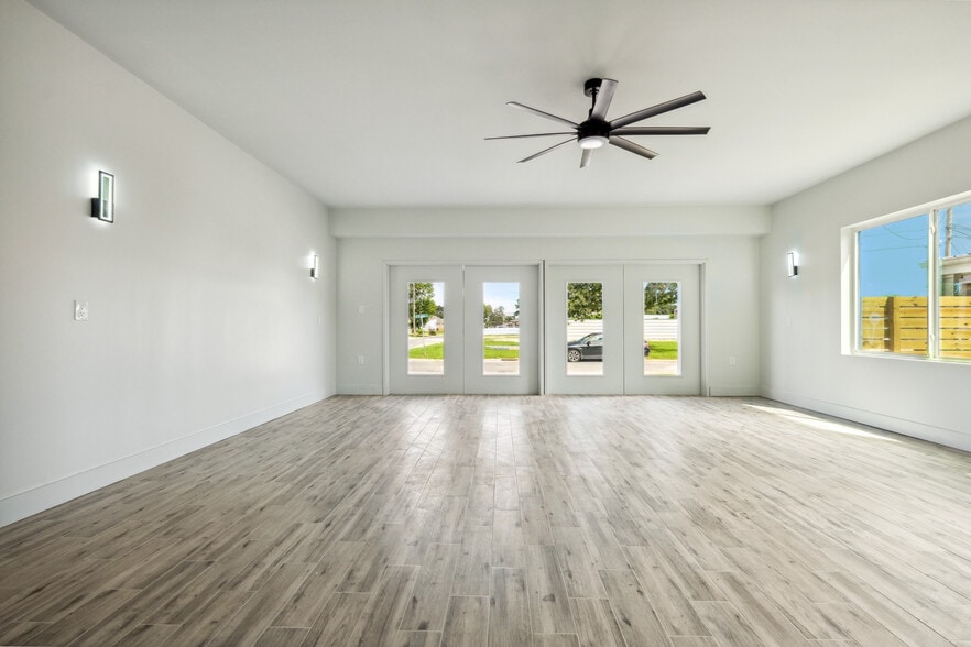 Bedroom/Den/Office - 428 W Solidelle St