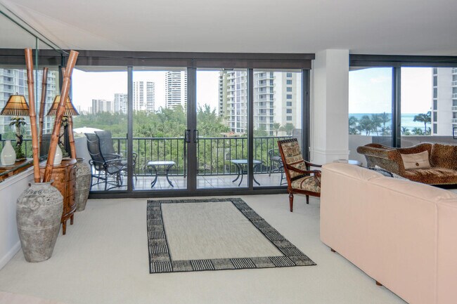 Building Photo - 4200 N Ocean Dr