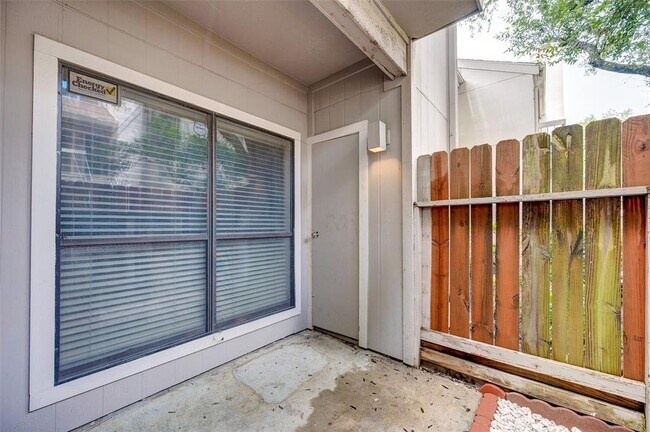 Building Photo - 7950 N Stadium Dr