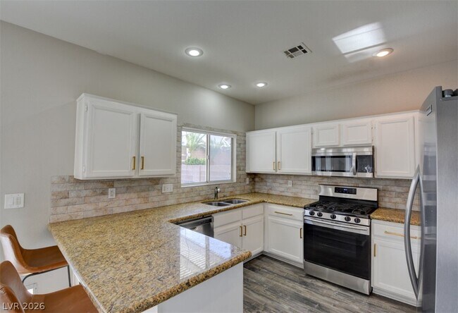 Building Photo - 3733 Horseshoe Mesa St