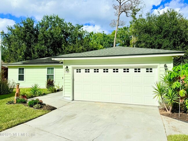 Primary Photo - 10373 Windfern Ct N