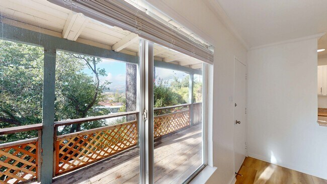 Building Photo - 7 Merrydale Rd