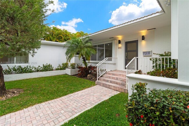 Building Photo - 1261 98th St