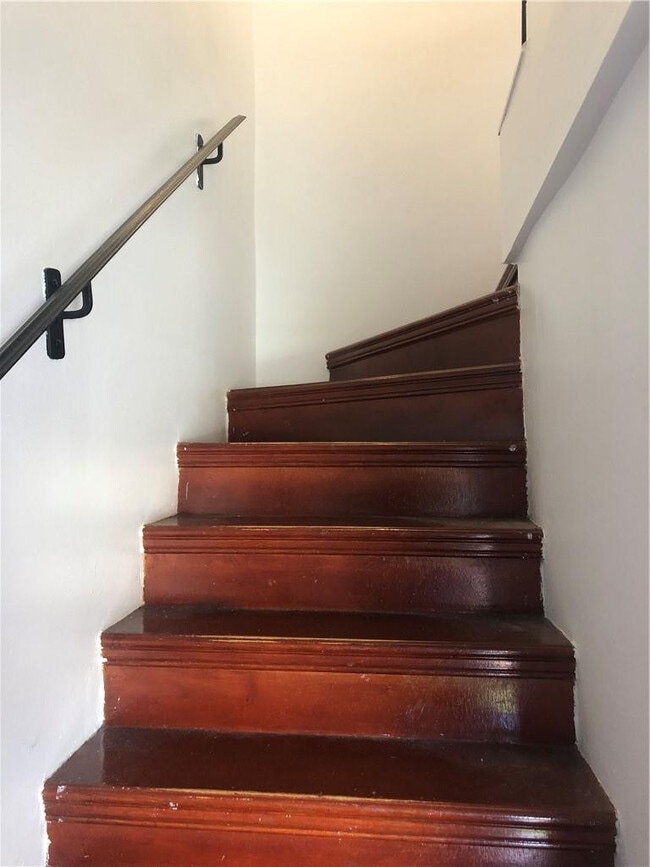 Building Photo - 21 SW 109th Ave