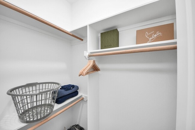 Building Photo - 4806 Cochran St