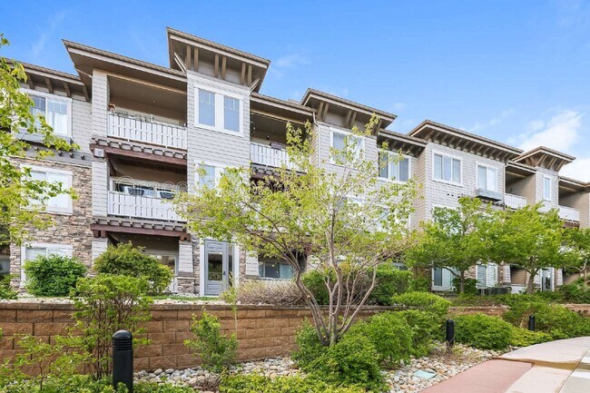 Building Photo - 9370 Las Ramblas Ct