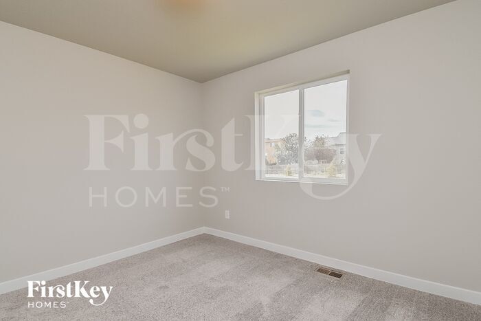 Building Photo - 10117 Luneth Dr