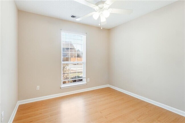 Building Photo - 4209 Zephyrhills Dr
