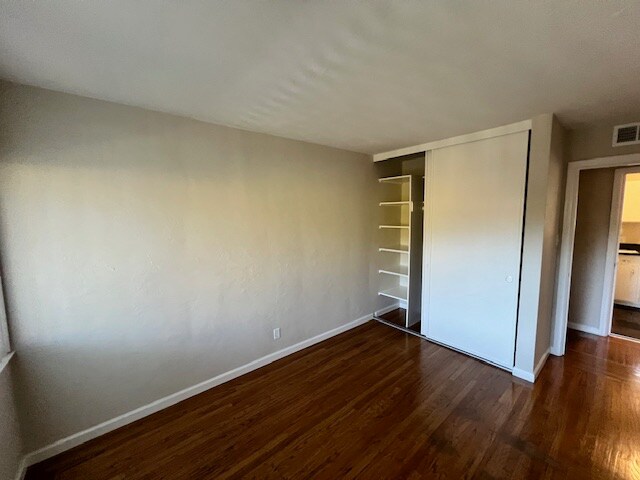 Building Photo - 1115 Sir Francis Drake Blvd