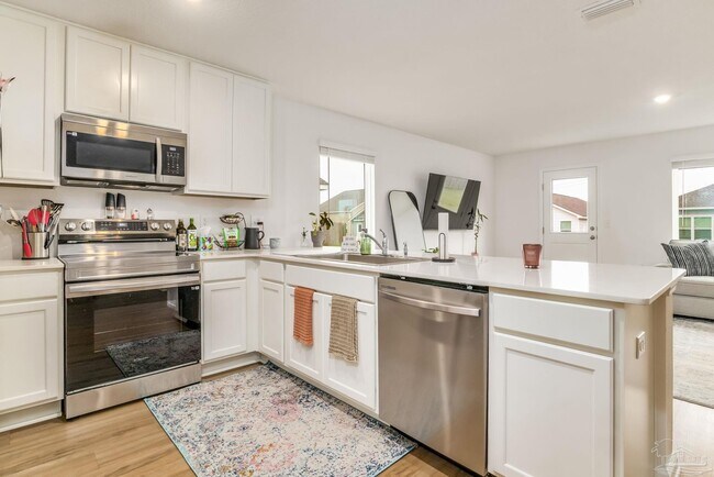 Building Photo - 6793 Paso Fino Dr