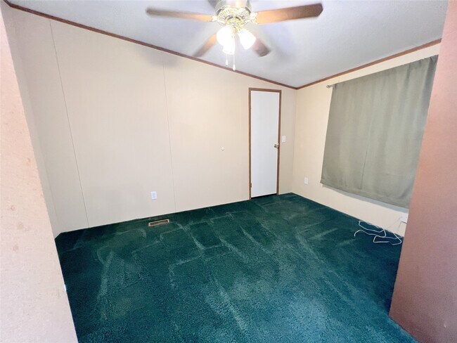 Building Photo - 10125 Needville Fairchilds Rd