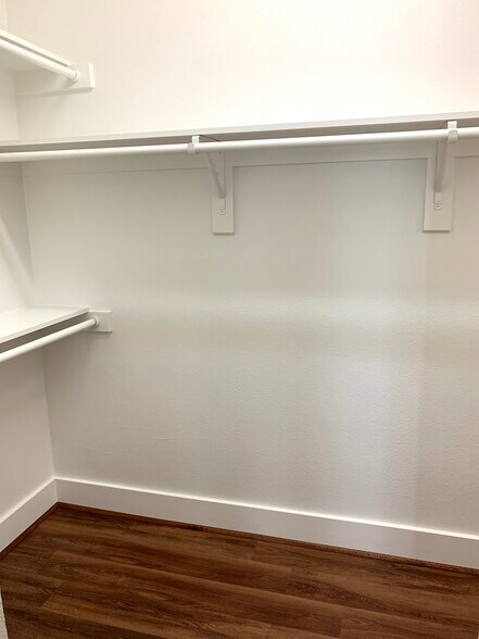 Building Photo - 1604 Tribeca Way