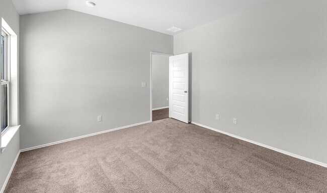 Building Photo - 25477 Blossom Ct