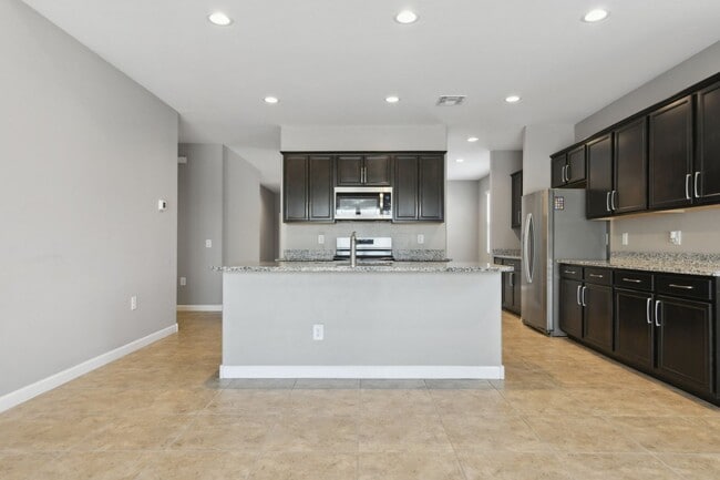 Building Photo - 4 Bedroom Home in Tartesso, a Master Planned Community