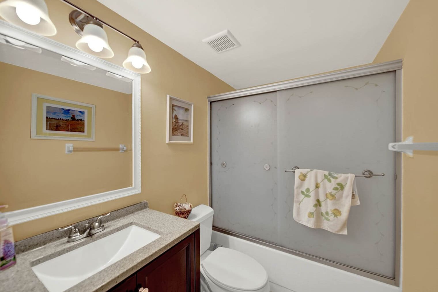 Building Photo - 7601 S Ocean Dr