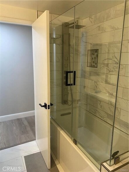 Building Photo - 2020 Oakland Hills Dr