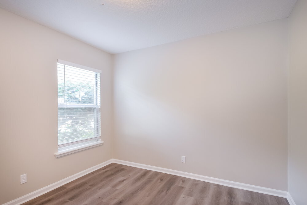 Building Photo - 12640 Ashmore Green Dr S