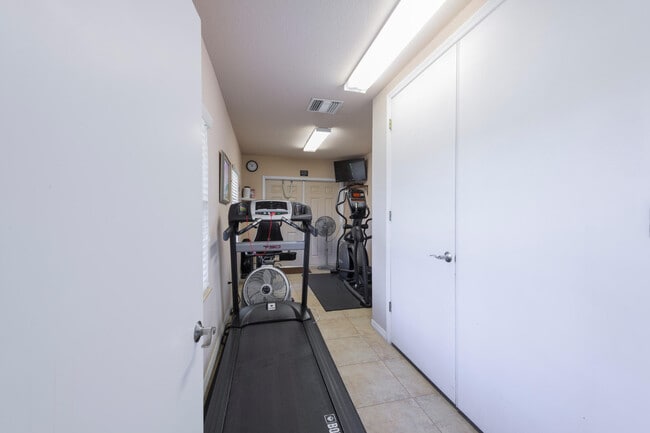 Building Photo - 4250 N Hwy A1A