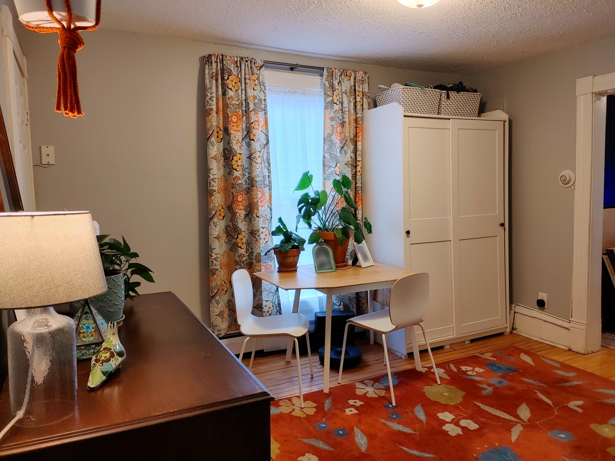 Dining Room - 3454 Nicollet Ave