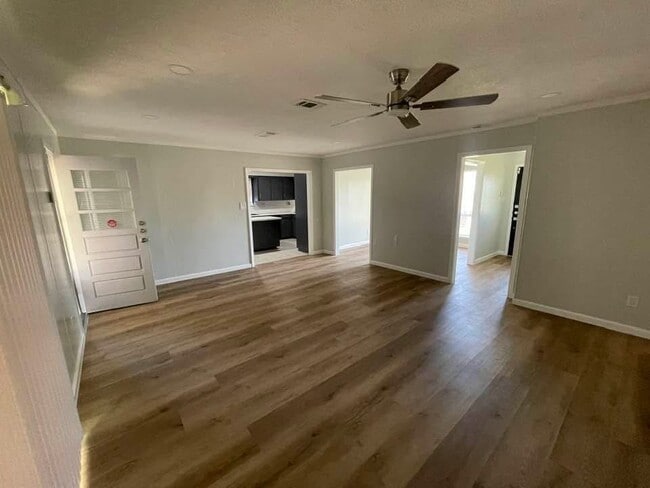 Building Photo - 11002 Segrest Dr