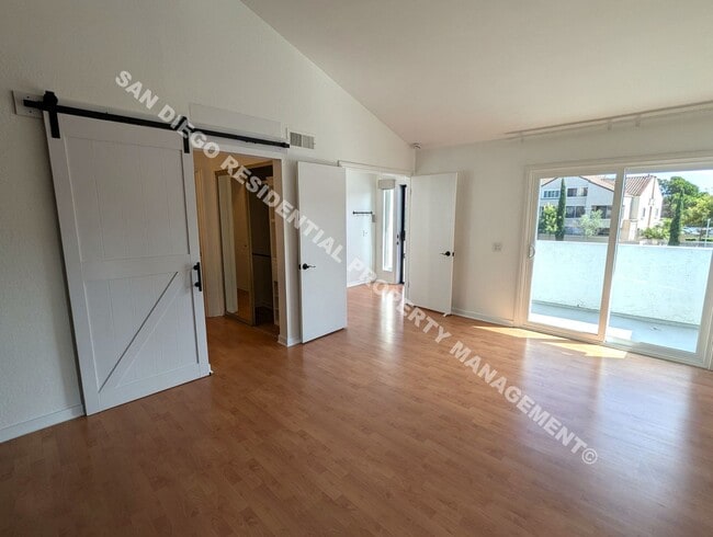 Building Photo - 4054 Nobel Dr