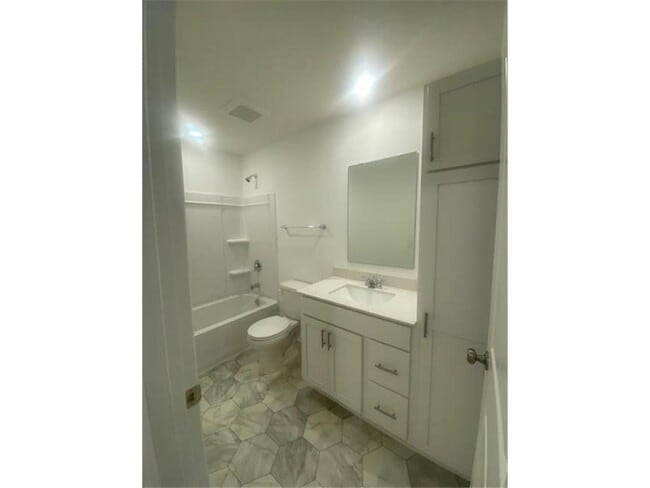 Building Photo - 14973 Archdale Ln