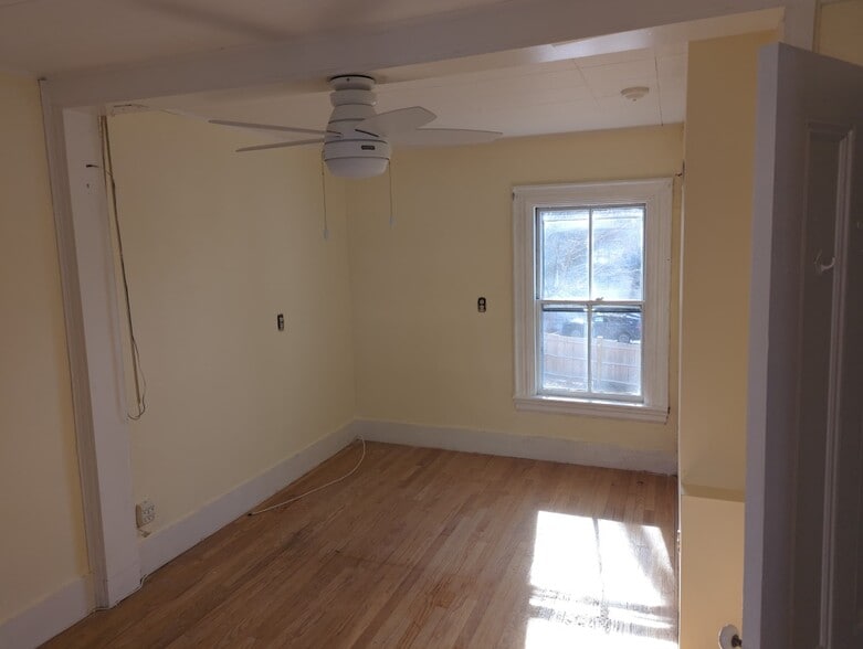 Building Photo - 219 Washington St