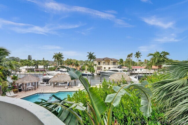 Building Photo - 1361 S Ocean Blvd
