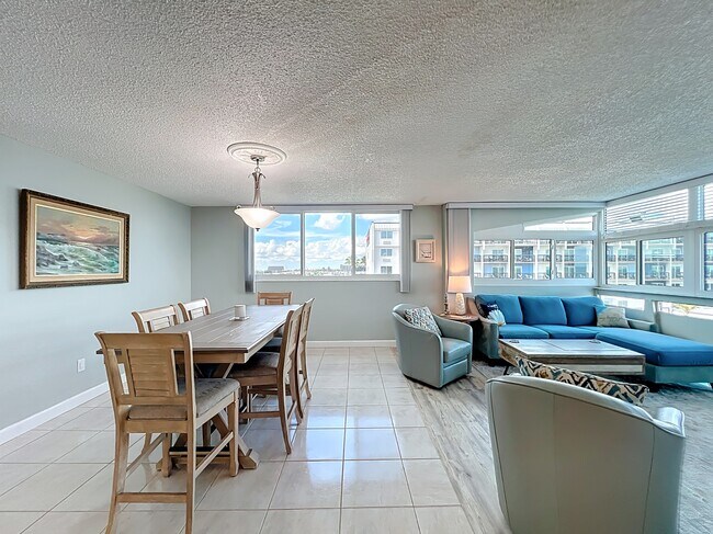 Building Photo - 2020 N Atlantic Ave