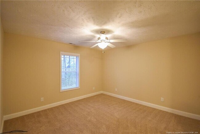 Building Photo - 24 Nassau Ln