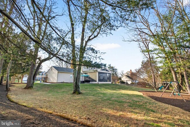 Building Photo - 11922 Holly Spring Dr