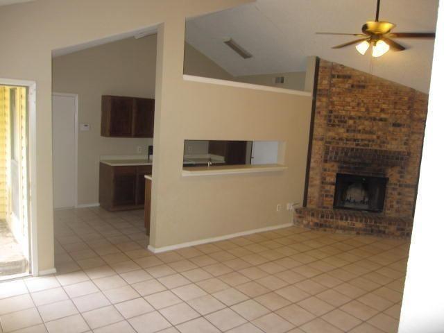 Building Photo - 1755 Carrington Dr