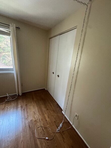 Closet of second bedroom - 19621 Sparr Spring Rd