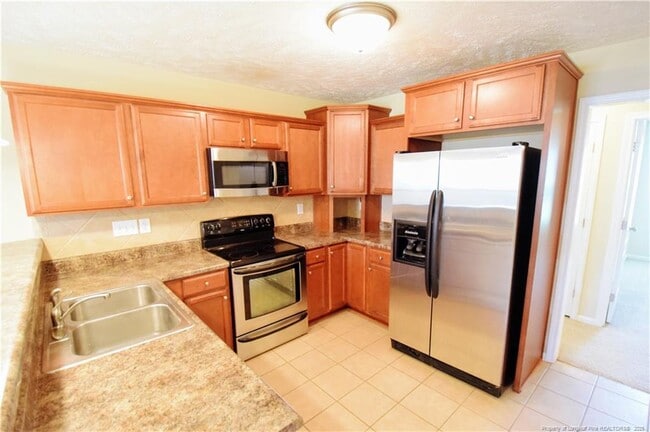 Building Photo - 137 Water Wood Ct