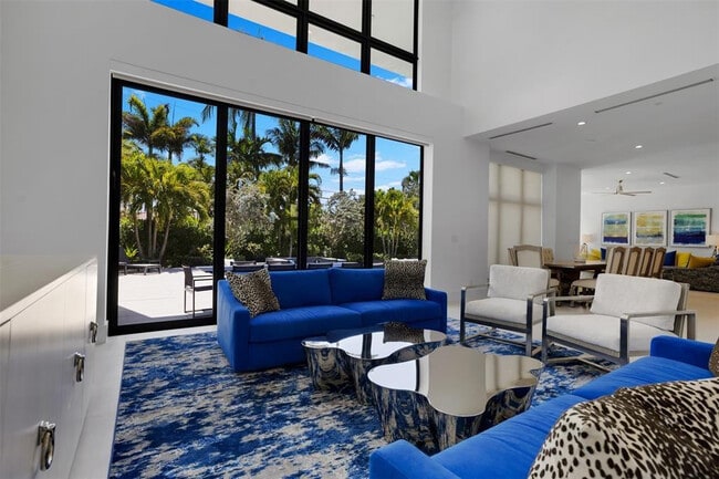 Building Photo - 2001 Marietta Dr