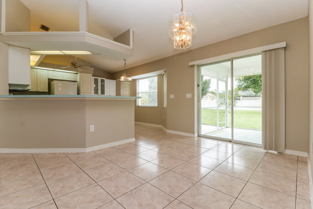 Building Photo - 239 Allworthy St