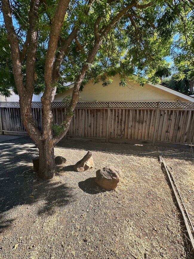 Building Photo - Beautiful home near the Almaden Country Club!