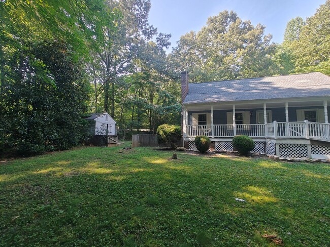 Building Photo - 4 bedroom home on cul-de-sac