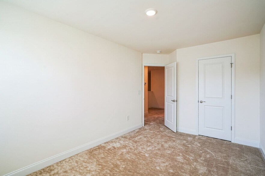 Building Photo - 20 Honeydew Wy