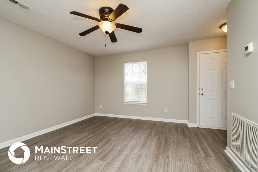 Building Photo - 448 Dorchester Dr