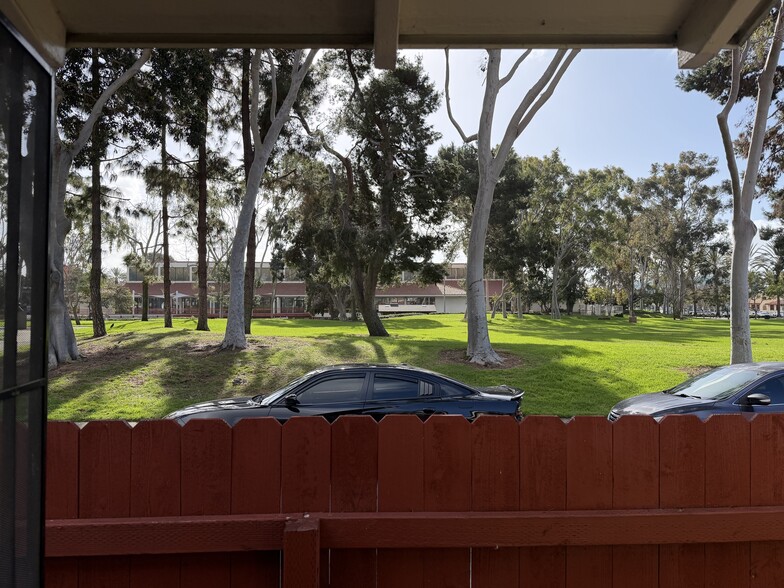 Building Photo - 248 Glover Ave