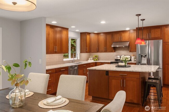 Building Photo - Prime Bothell Location!!!